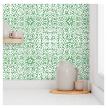 Load image into Gallery viewer, Wallpaper- Penelope Green &amp; White
