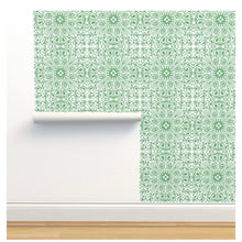 Load image into Gallery viewer, Wallpaper- Penelope Green &amp; White
